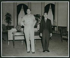 Image result for MacArthur Hirohito