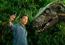 Image result for Chris Pratt Jurassic World Stills