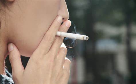 吸わない人も要注意！ 喫煙の影響って？｜ベビーカレンダー