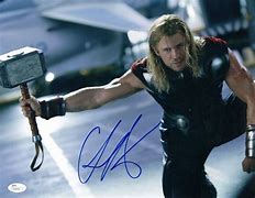Image result for Chris Hemsworth Autograph