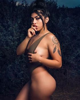 Sexy fitness Latina IV Awsome Arse and slim waist Porn Pic EP