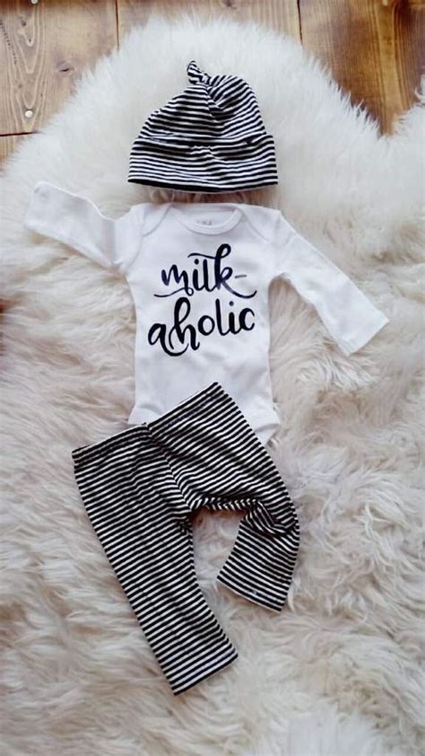 Modern baby black and white stripe outfit   Baby fashion, Baby clothes  