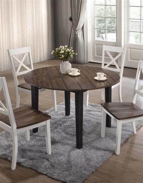 A La Carte Farmhouse Round Dining Table w/ 4 Chairs   Bargain Box and Bunks