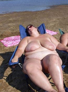 Completely relaxed at the nude beach xpost from rBBWnudi