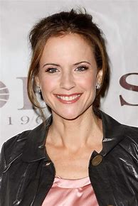 Image result for Kelly Preston Haircut