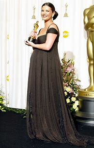 Image result for Catherine Zeta-Jones Oscar
