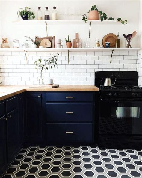 36 Eye Catchy Hexagon Tile Ideas For Kitchens   DigsDigs