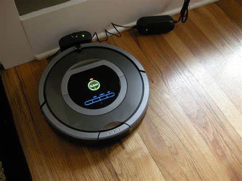 iRobot Roomba 780 Robot Vacuum