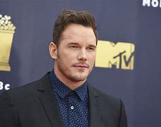 Image result for Chris Pratt with Phone