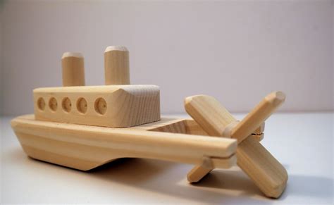 natural Baby and Kids Toys   Wooden Showboat Toy