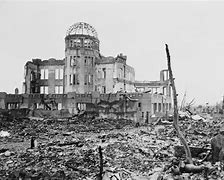 Image result for Nagasaki during the Bomb