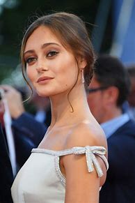 Image result for Ella Purnell Yight