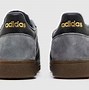 Image result for Adidas Grises Y Negras