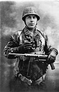 Image result for WW2 German Paratrooper Gun