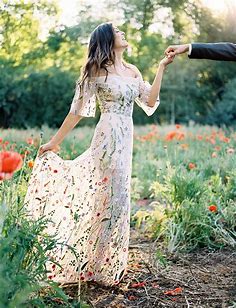 Trending Now! The Embroidered Wedding Dress: These Colorful, Floral Gowns Are Turning Heads | Green Wedding Shoes