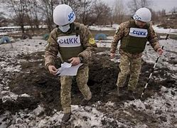 Image result for Eastern Ukraine Rebels Evacuate Civilians