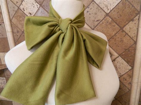 Women's Bow Tie Neck Bow Scarflett Ascot OLIVE GREEN
