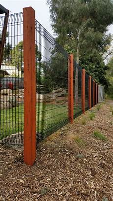 Galvanized Reasonable Design Custom Wire Mesh Field Fence In The Farmland
