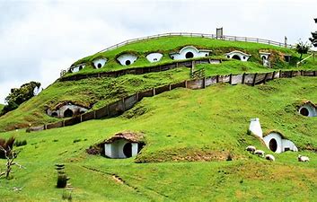 Résultat d’images pour village des hobbits nouvelle zélande