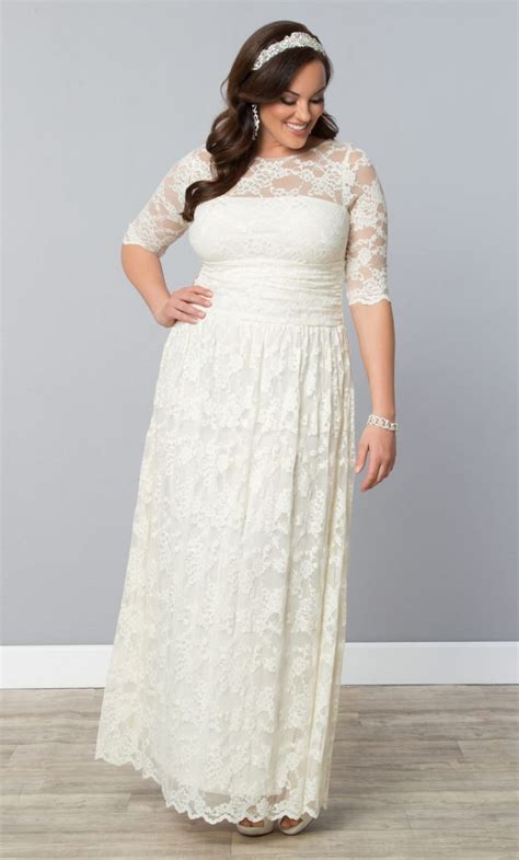 12 gorgeous plus size wedding dresses —all under $500   HelloGiggles