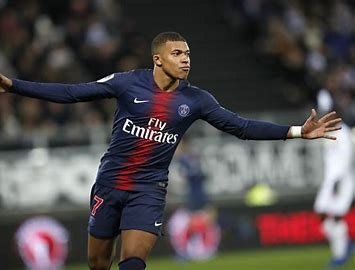 PSG give conditions to the sale of Kylian Mbappe to Real Madrid. 