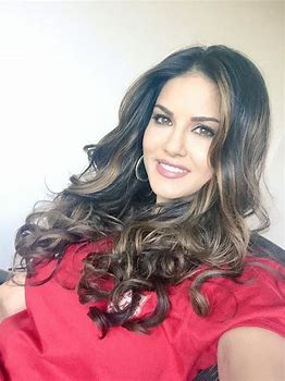 Sunny Leone Latest Pics Photos Images Gallery