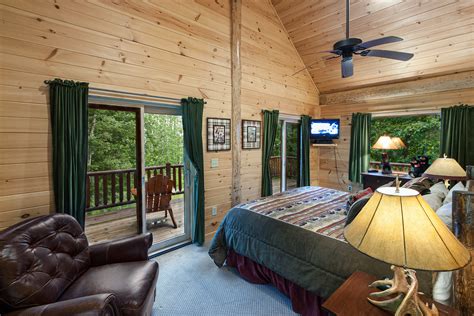 Black Bear Pond Cabin in Fontana North Carolina 1 Bedroom