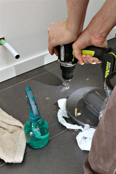 How to Drill a Hole in Ceramic Tile   Dans le Lakehouse