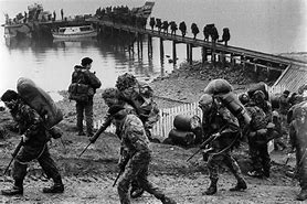 Image result for 2 Para Falklands War