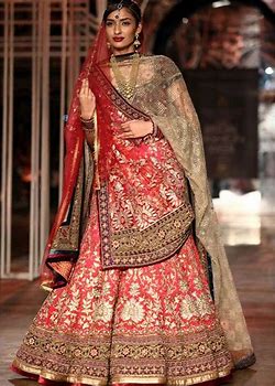 Flawless Indian Bridal Dresses For A ShowStopper Ef
