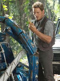 Image result for Chris Pratt Jurassic World No Vest