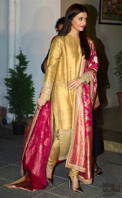 Aishwarya Rai Bachchan Is The Epitome Of Class In This Saby