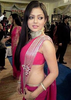Drashti Dhami Biography age Weight height Debut family p