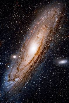Since the war has started I havent posted anything about astronomy. I wish for better days. This is a look back at an image of Andromeda that I captured in the Israeli Negev desert : r/Astronomy