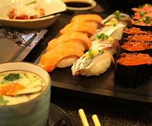 Image result for Japan Essen Sushi