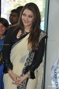 Aishwarya Rai Bachchan Latest Hot Beautiful Photos Wallpap