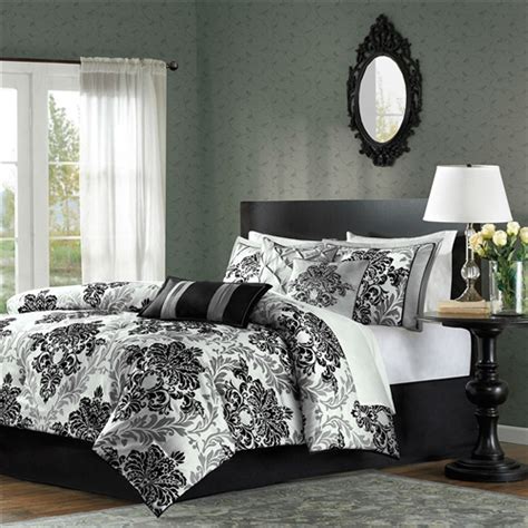 Queen size 7 Piece Damask Comforter Set in Black White Grey  