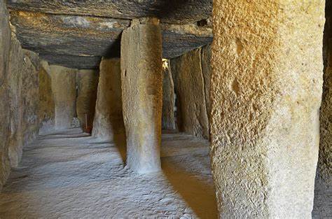 voyage en Andalousie: le site des dolmens d’Antequera | Ce2 Cm1 Cm2