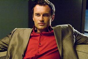 Image result for Julian McMahon FBI Most Wanted