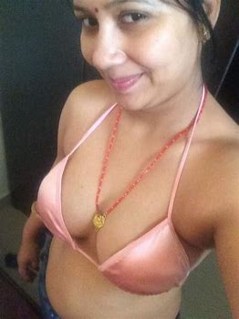 Indian desi hot bhabhi nude selfie Pics xHamster