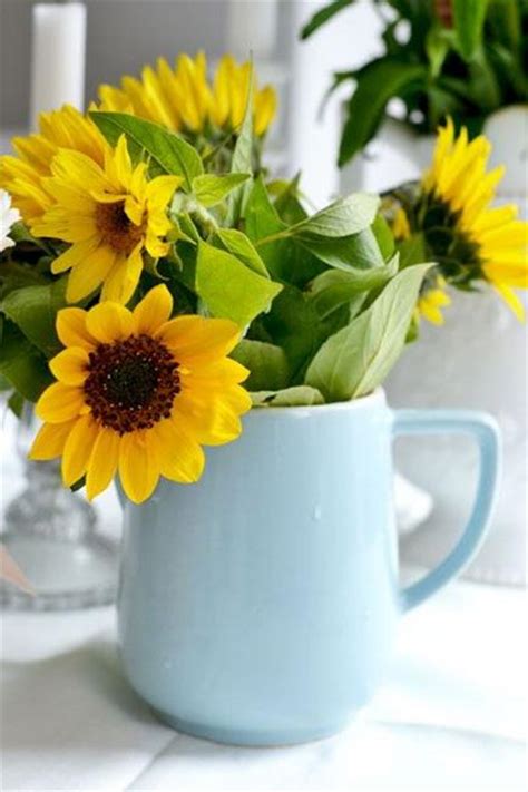 30 Sunflowers Table Centerpieces Adding Sunny Yellow Color to Table  