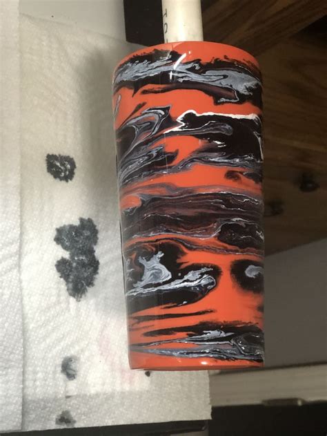 Orange alcohol ink swirl in 2020   Custom tumbler cups, Black tumbler  