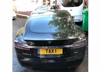 3 Best Taxis in Edinburgh, UK - ThreeBestRated