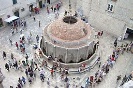 Image result for Dubrovnik Tourists