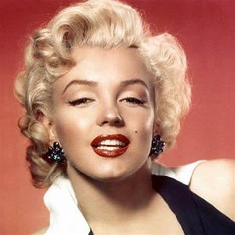 Marilyn Monroe Hair Style - Hairstyle Blog