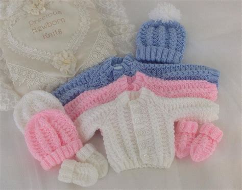 Pattern 54 Babies Cosy Cardigan Set   Sizes  Early Baby & 0 3 Months  