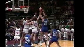 Mike Gminski (27pts/14rebs) vs Knicks (1984)