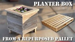 Build an attractive DIY PLANTER BOX from a pallet at no cost. Great re-purposed wood project!