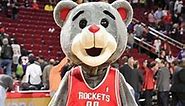 Rockets' Mascot Shows Up Dwight Howard With AMAZING Halfcourt Shot