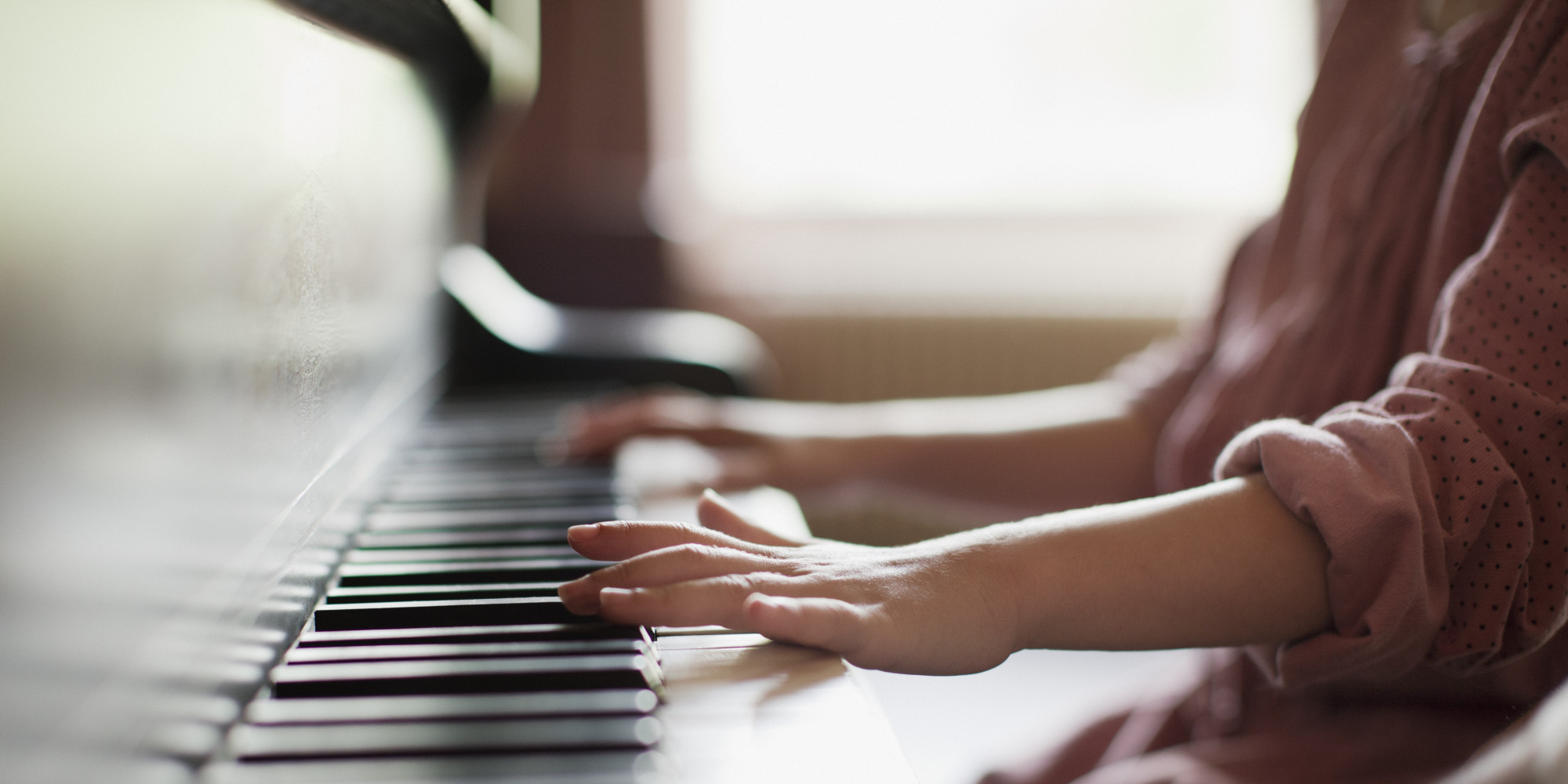 Five Benefits of Piano Lessons